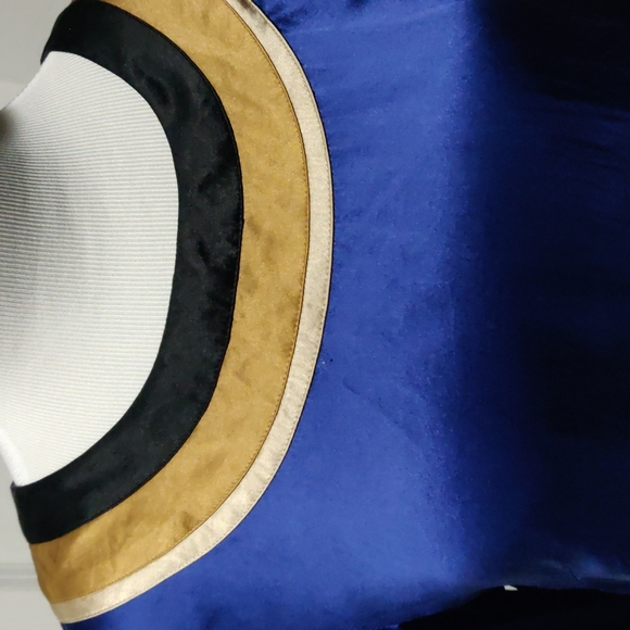 Silk top - Picture 2 of 5